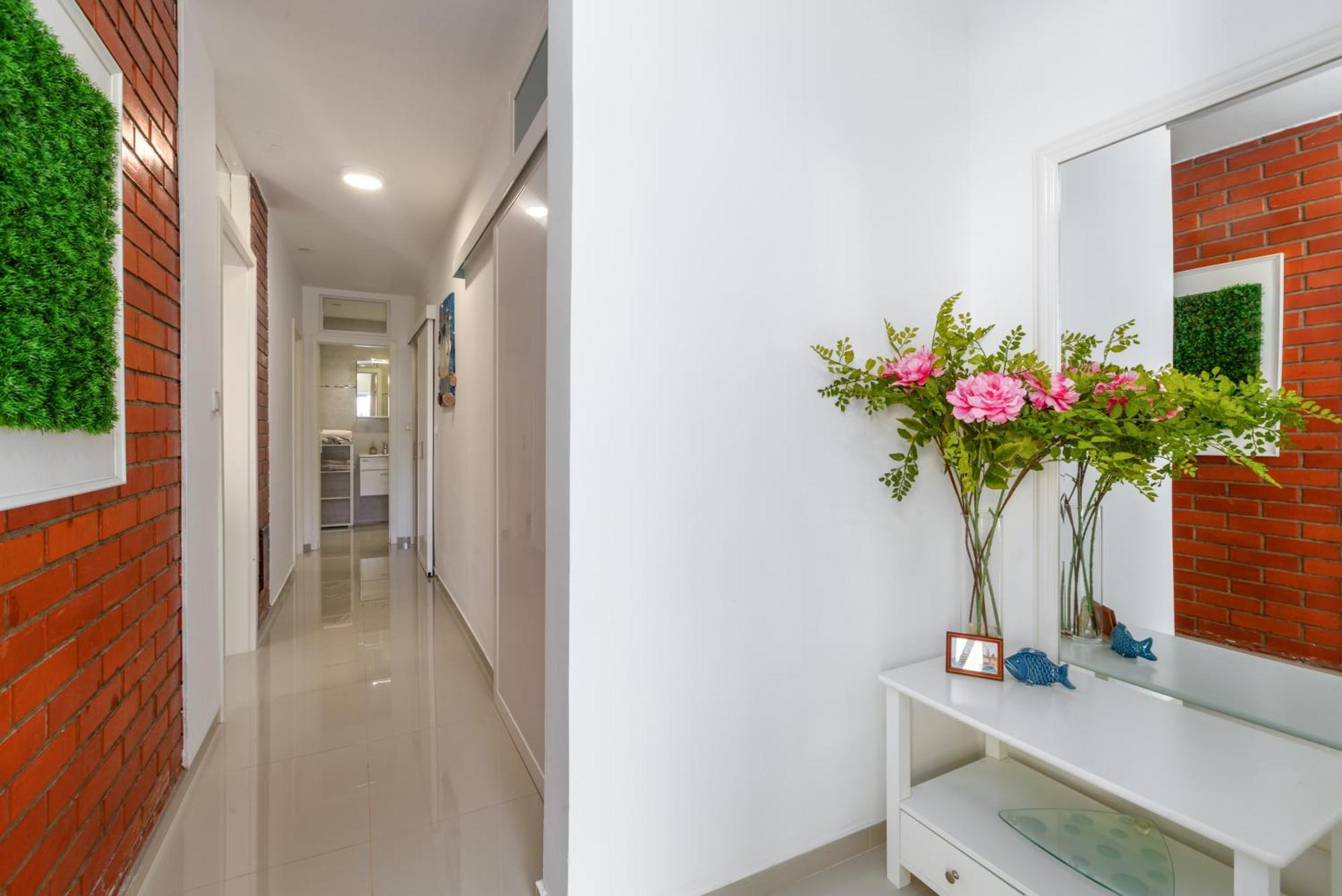 Modern Apartment Zen With Private Garden ポレッチ エクステリア 写真